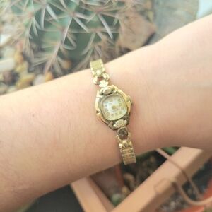 Elegant Gold Women's Watch